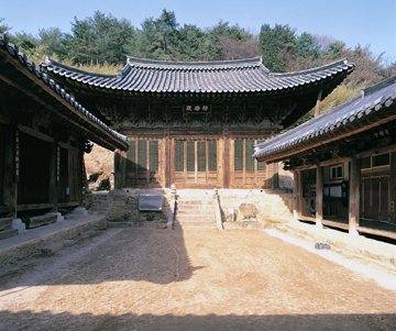 영천 은해사 백흥암 극락전(永川銀海寺百興庵極樂殿) 사진