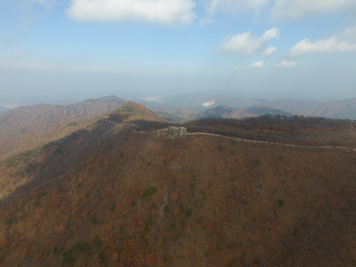 가산산성 전경